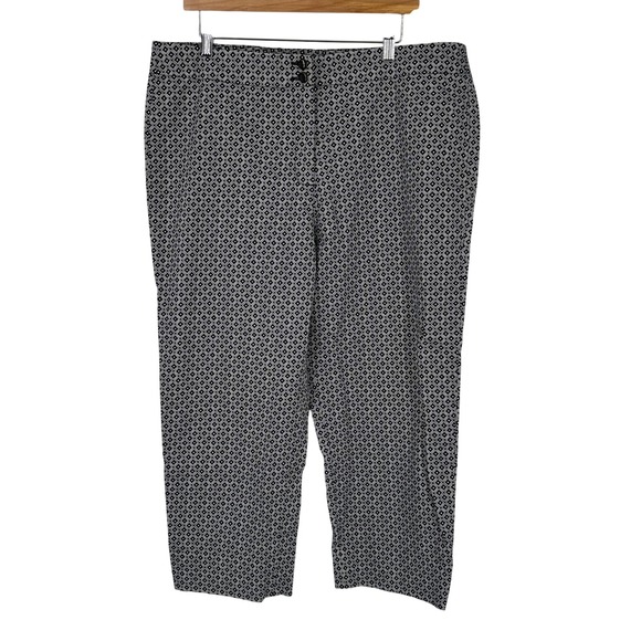 Talbots Pants - Talbots Black White Geometric Print‎ Cropped Pants Size 16